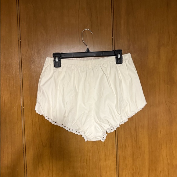 Reformation Betsy Bloomer Shorts - Picture 4 of 5